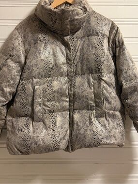 Tyler Boe Snake Print Puffer Jacket Women’s Large Python Neutral Coat